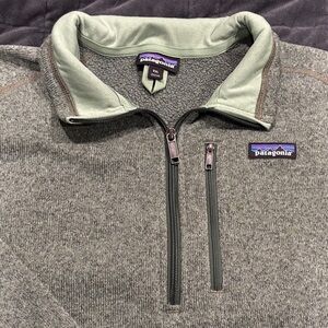 Patagonia Green Quarter-Zip Men's Sweater